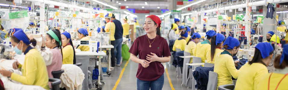 #WhenWomenRISE: Digital wages are a win for workers and business in Cambodia