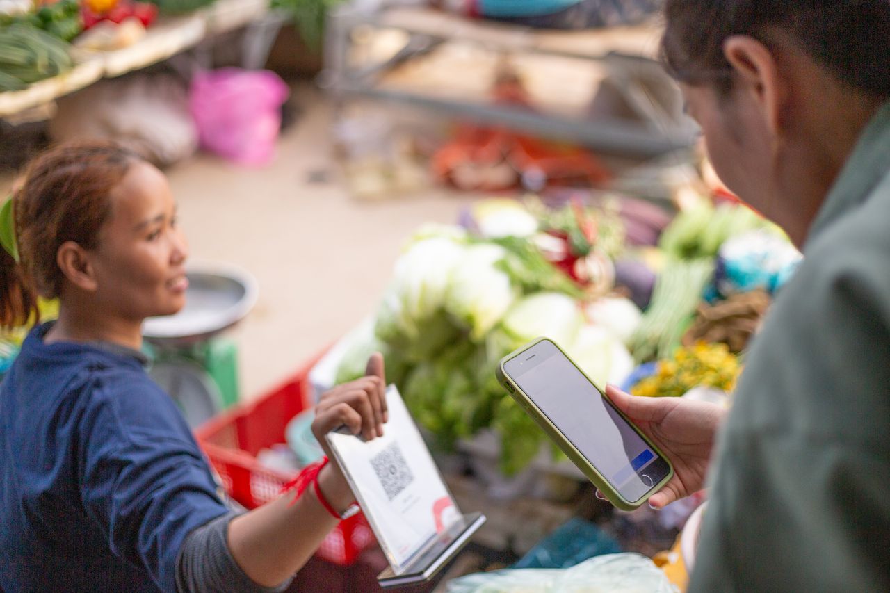 45% and rising: A decade of wage digitalization globally Hero Image