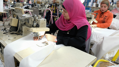 Wage Digitization in Egypt’s Garment Sector: Impact for Business, and for Female and Male Workers at Lotus Garments Group