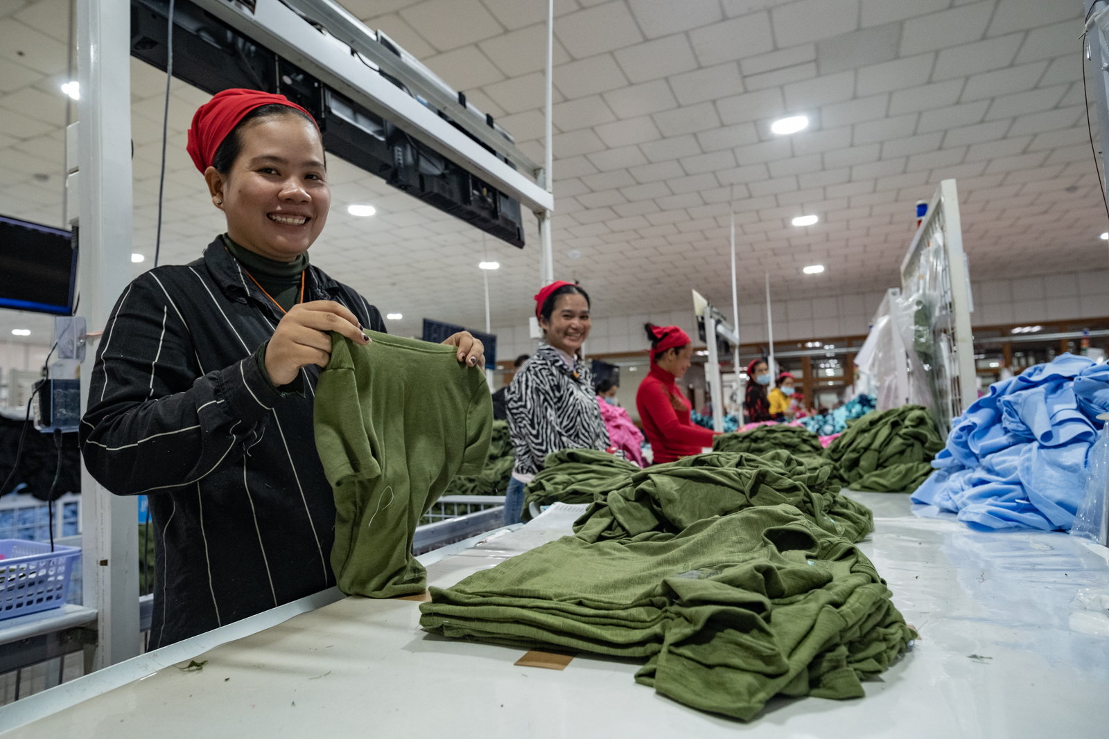 Financial Empowerment in Cambodia: Unveiling the Benefits of Responsible Wage Digitalization in the Garment Industry Hero Image